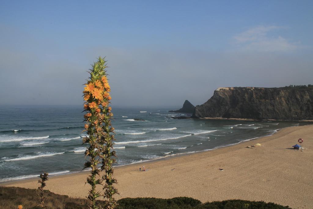Pedra Dos Corvos Beach House Odeceixe Esterno foto